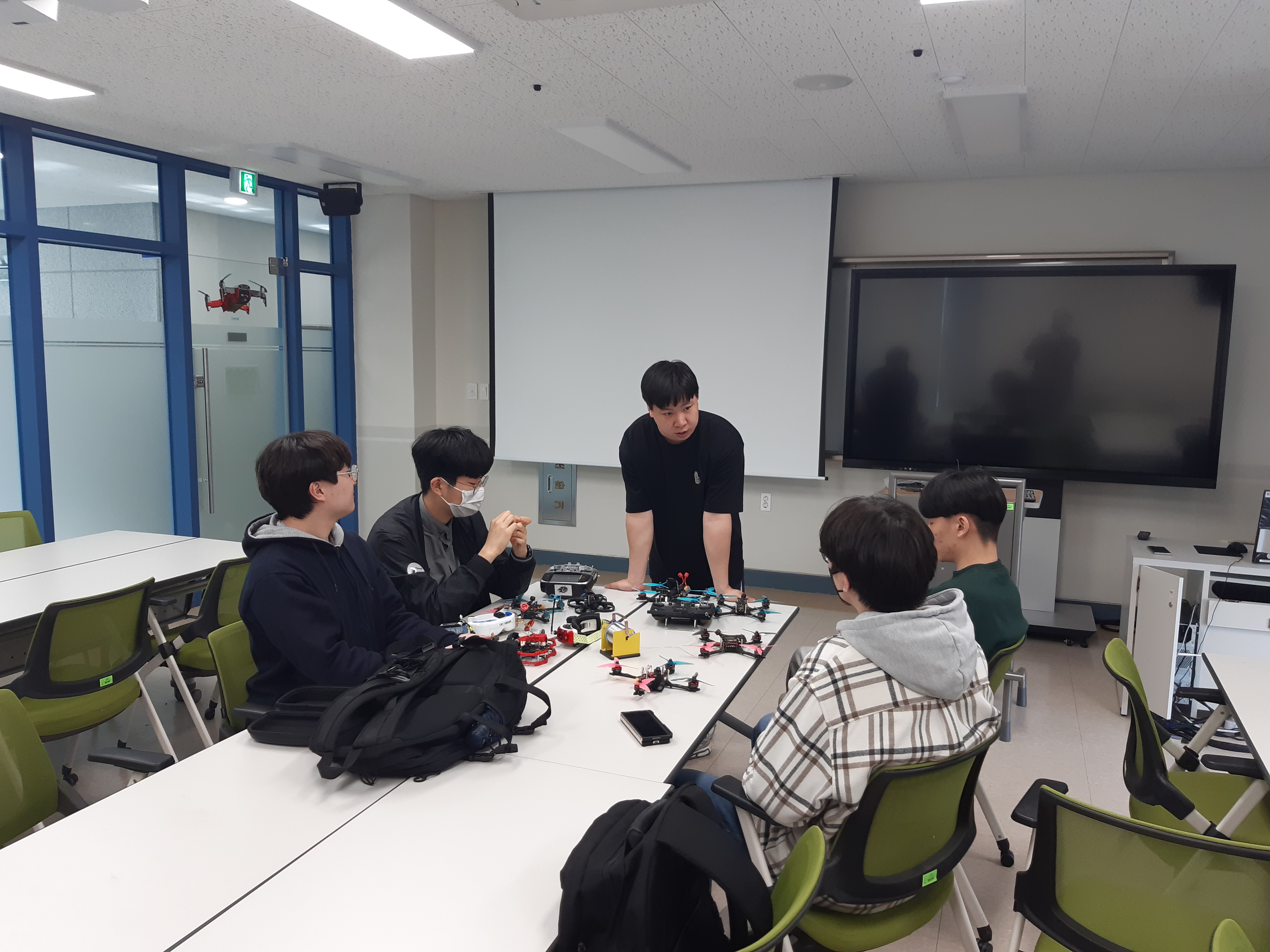 배움공동체-레이싱 드론 멘토링